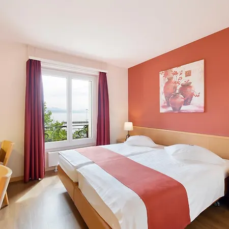 Aulac Hotel 3*