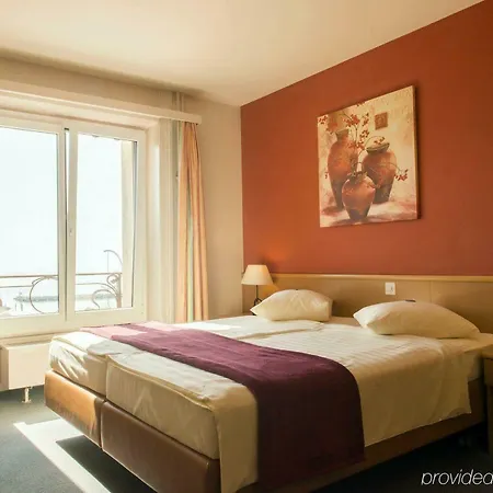 Aulac Hotel